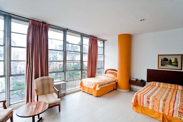 Hotel Royal Plaza กาลี ภายนอก รูปภาพ